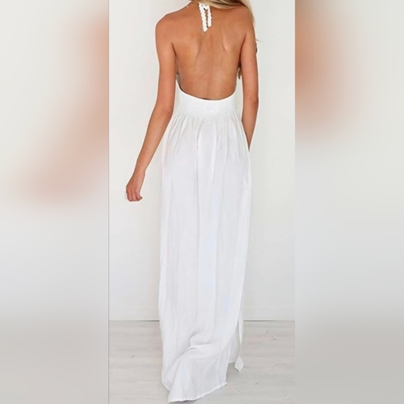 Elegant NWT Beautiful bright white maxi dress w/ v neck. Intricate soft crochet. - Picture 8 of 8